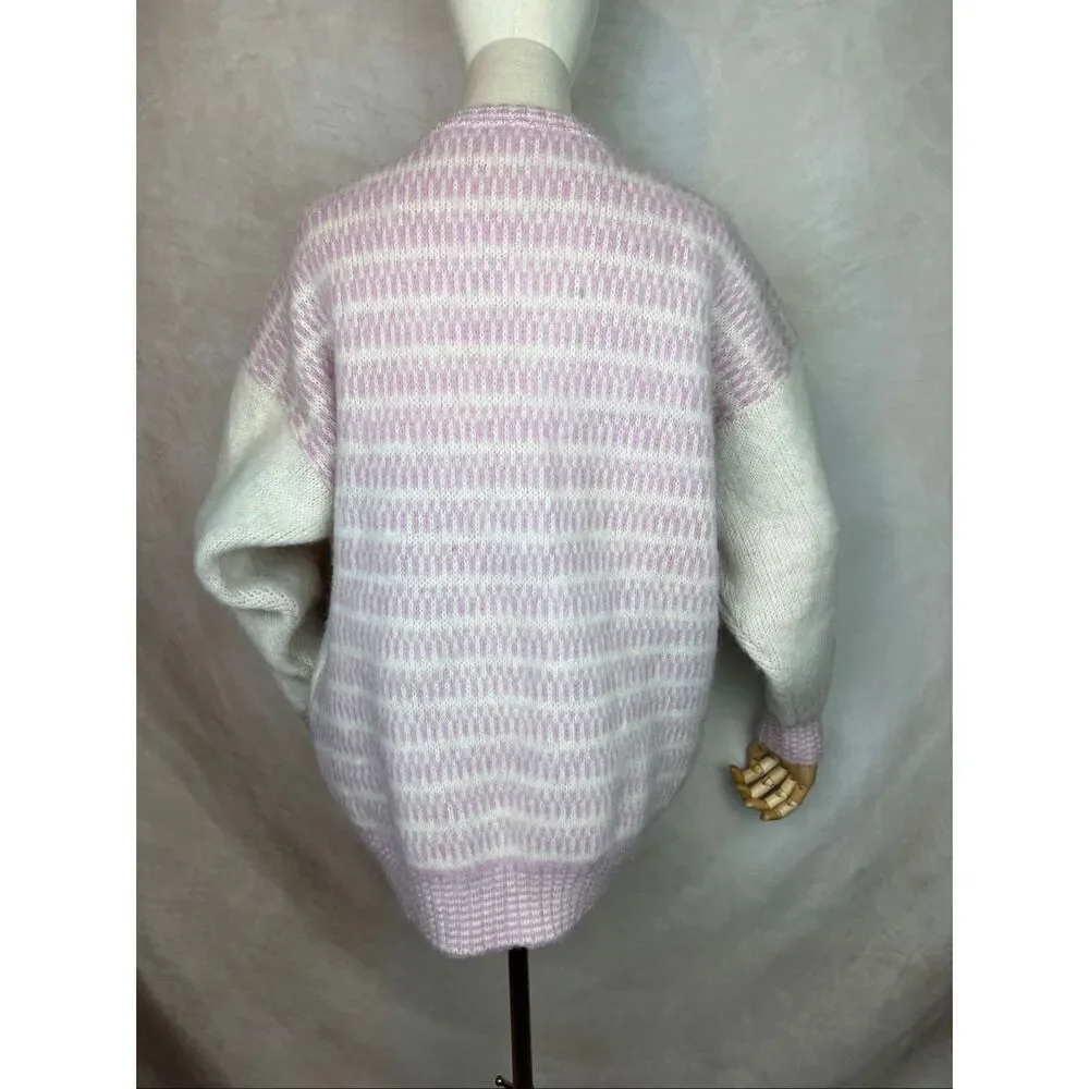 Vintage Pink Snowflake Sweater 100% Wool Size Large Iceland Plus Size